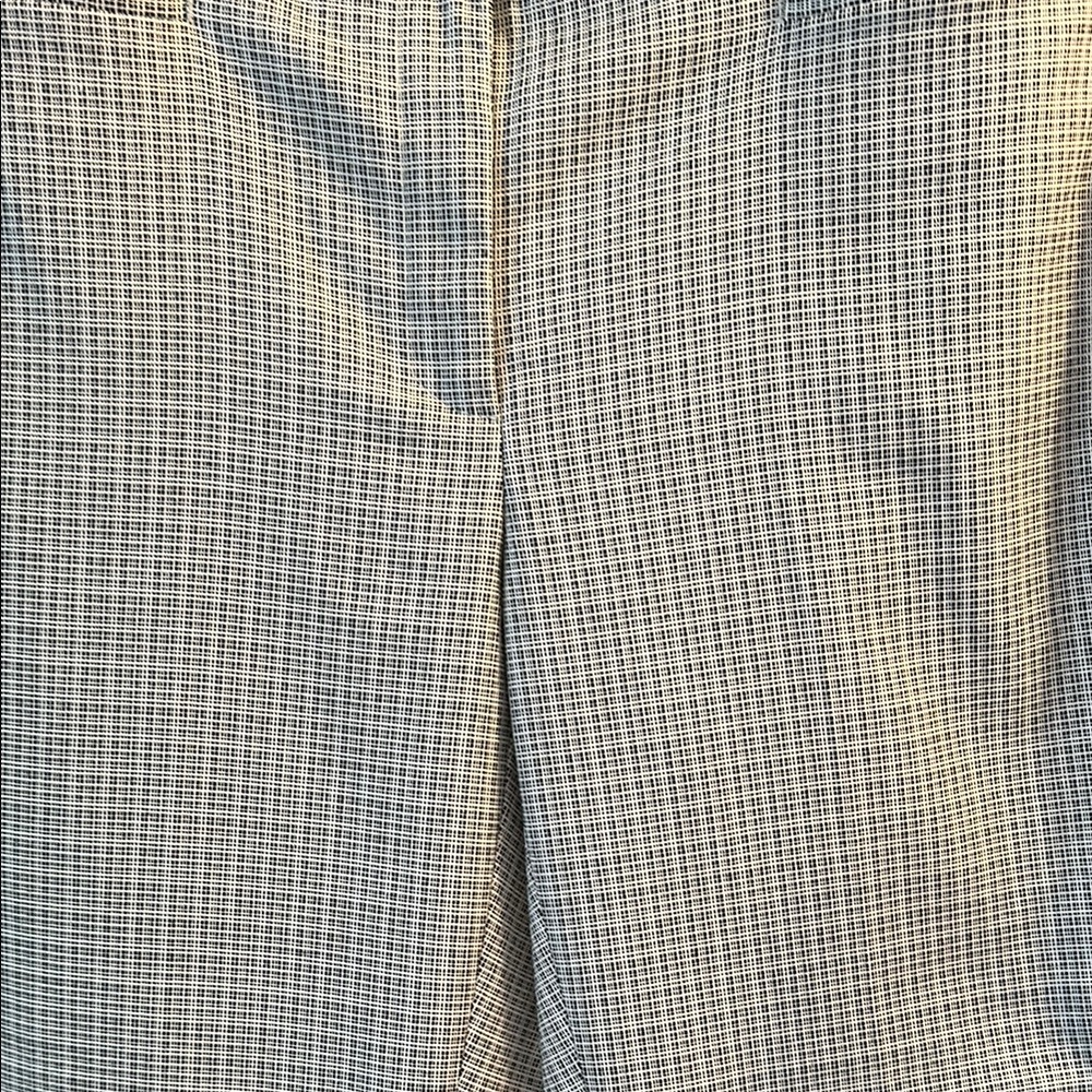 White House Black Market Checkered The Slim Cropped Pants size 4. - Picture 3 of 10